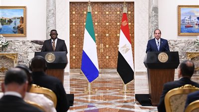 الرئاسة في أسبوع: السيسي يشهد احتفال ليلة القدر ويشارك بلقاء المرأة المصرية والأم المثالية.. ويطمئن المصريين على الأوضاع الداخلية والخارجية.. ويستقبل رؤساء الإمارات وسيراليون