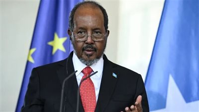 الرئيس الصومالي يعرض على ترامب السيطرة الحصرية على موانئ وقواعد جوية