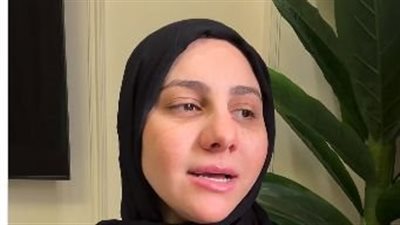 نجمة برنامج أرب جوت تالنت تعلن إعتزالها الغناء وإرتداء الحجاب ( فيديو)