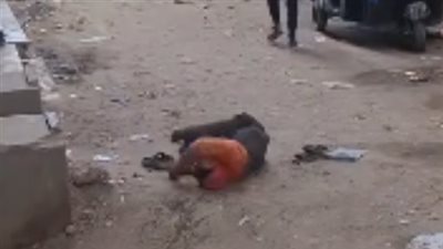 الأمن يكشف ملابسات فيديو شخصين بأحد الشوارع يقومان بحركات غريبة بسبب تعاطي مخدرات