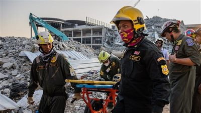 ارتفاع عدد ضحايا زلزال ميانمار إلى أكثر من ألف قتيل و2300 جريح (فيديو)