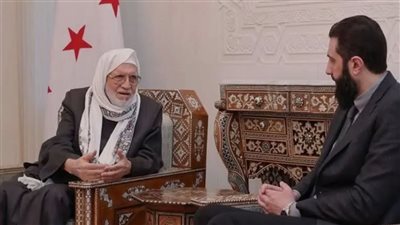 صوفي أم إخواني، من هو الشيخ أسامة الرفاعي مفتي سوريا الجديد