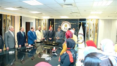 وزير الإنتاج الحربي: تطبيق إجراءات الحوكمة لتنظيم العمل وترشيد المصروفات