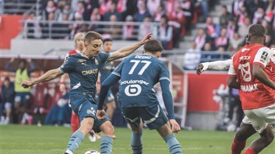 ريمس يفوز على مارسيليا 1/3 وباريس سان جيرمان يقترب من لقب الدوري الفرنسي 