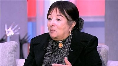 الفنانة سميرة عبد العزيز لـ خط أحمر: عبد الناصر غيّر مسار حياتي ومنحني ثقة والدي (فيديو)