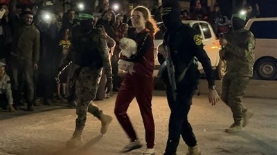 صحيفة عبرية: مقترح إسرائيلي ينص على الإفراج عن 11 محتجزا حيا لدى حماس 