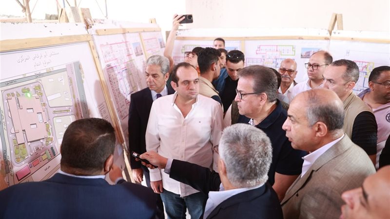 جولة د.خالد عبدالغفار،