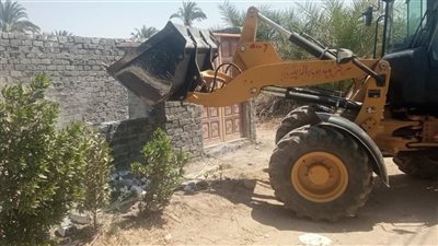 محلية الزينية بالأقصر تكثف جهودها للتصدى للتعديات خلال أجازة عيد الفطر 