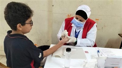 الصحة: فحص 10 ملايين و851 ألف طالب للكشف المبكر عن «الأنيميا والسمنة والتقزم» بالمدارس 