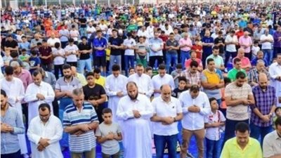 علي جمعة: الرسول أمر النساء بالخروج لصلاة العيد مهما كانت أحوالهن