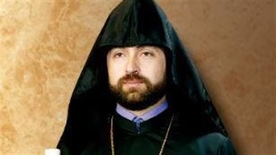 مطران الأرمن الأرثوذكس ناعيا الأنبا باخوميوس: مثالًا يُحتذى به في إخلاصه وصدقه