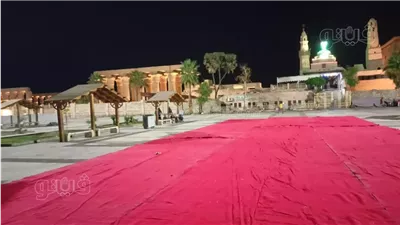 قبة المسجد تعانق الآثار، استعدادات ساحة أبو الحجاج بالأقصر لتأدية صلاة عيد الفطر (صور)