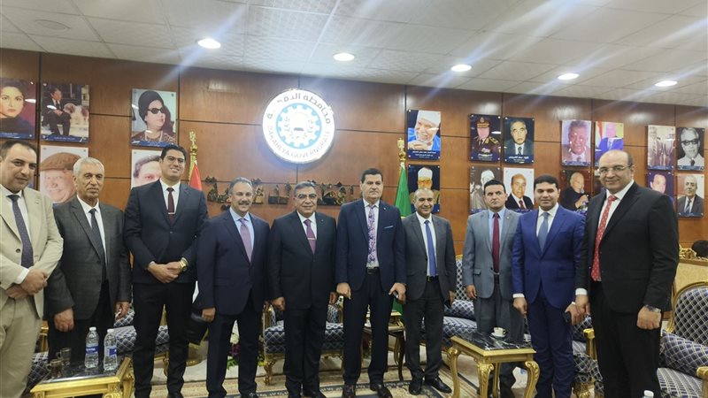 محافظ الدقهلية يستقبل