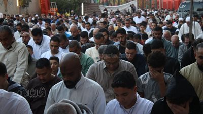 هل يجوز الأكل والشرب قبل صلاة العيد؟ الأزهر يحسم الجدل