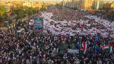 هل تسقط صلاة الجمعة يوم عيد الأضحى؟ أمين الفتوى يحسم الجدل (فيديو)