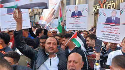 أخبار مصر: احتفالات المصريين بعيد الفطر، وفاة سكرتير عام محافظة الدقهلية داخل المسجد بشكل مفاجئ، صدمة جديدة للزمالك وبيراميدز