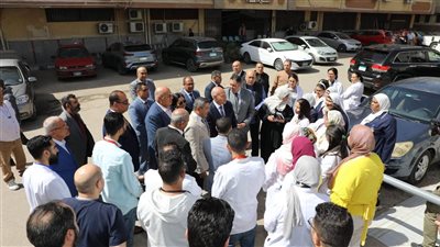 محافظ القاهرة يتفقد مستشفى المنيرة العام بالسيدة زينب (صور)