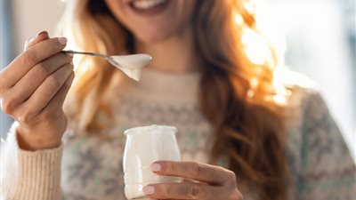 دراسة تكشف آلية عمل الزبادي في محاربة أخطر أنواع سرطان القولون