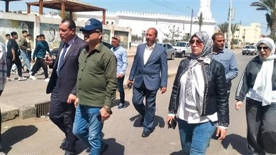 السكرتير العام المساعد لدمياط يتفقد المنشآت الصحية ويقود حملة تفتيشية على الأسواق