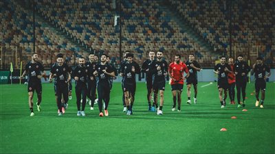 تدريبات فنية وبدنية، تفاصيل مران الأهلي الختامي لمواجهة الهلال بدوري أبطال إفريقيا 