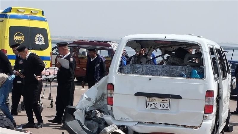 انقلاب سيارة بالإسماعيلية،