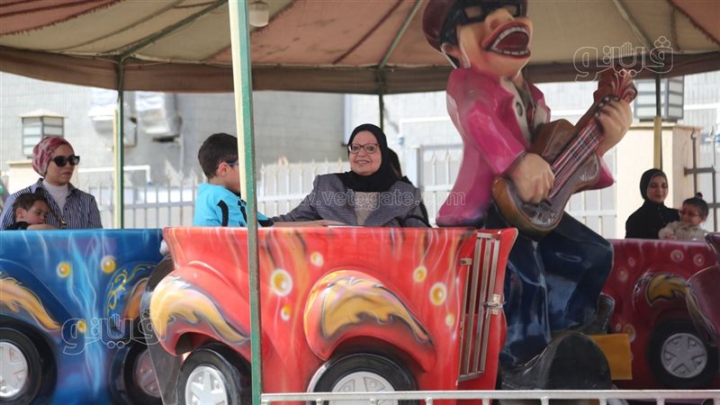 احتفال الأطفال بالعيد،