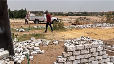 إزالة 9 حالات تعدي على أملاك الدولة غرب الأقصر ثاني أيام عيد الفطر 