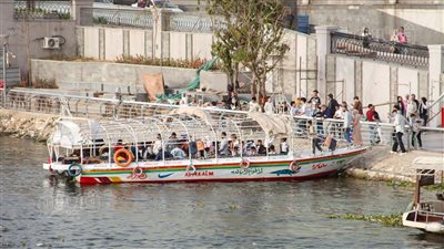 إقبال المواطنين على المراكب النيلية في ثاني أيام عيد الفطر (صور)