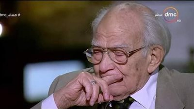 يسعى لإرضاء الله.. محامي الفنان رشوان توفيق يكشف تفاصيل أزمته مع بناته