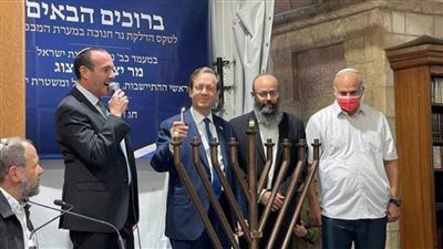 استفزاز وعدوان.. بيان قوي من السعودية بعد اقتحام رئيس إسرائيل للمسجد الإبراهيمي 