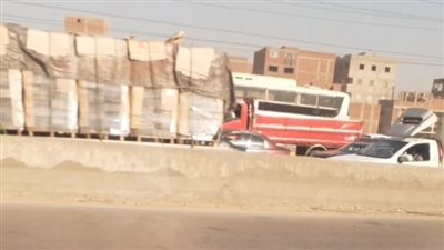 زحام مروري بطريق الإسكندرية الزراعي والدائري 