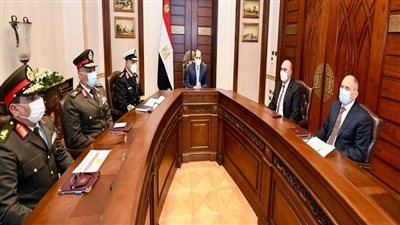 تفاصيل حماية الشواطئ الساحلية على البحر المتوسط.. السيسي يوجه بربط الجهود بالتطوير الجاري بشبكة المحاور والطرق الرئيسية الجديدة المحيطة بالإسكندرية وفي إطار المفهوم الاستراتيجي الشامل للبنية التحتية