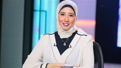 خبيرة نفسية: تأخر الطفل في النطق سببه الأم