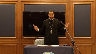 الأنبا باخوم يستقبل المجلس الرعوي للإيبارشية البطريركية