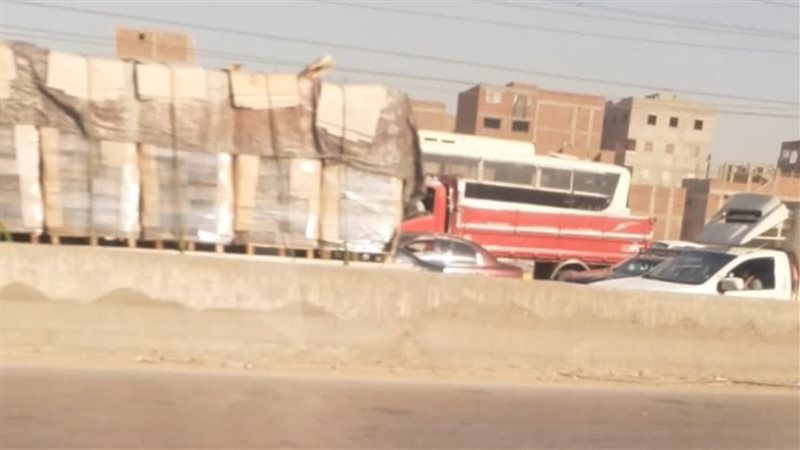 زحام مرورى بالطريق