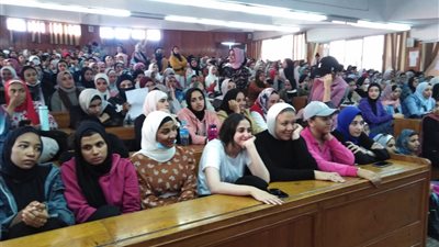 ندوة بالتربية الرياضية بنات حول مشروع محو الأمية في جامعة الزقازيق 