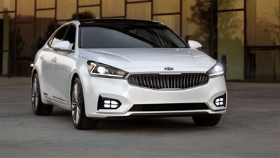 كيا تحسن مبيعات السيارات بطرح طرازات كهربائية هجينة