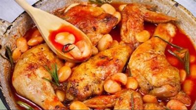 طريقة عمل الفاصوليا البيضاء بالصلصة والدجاج 