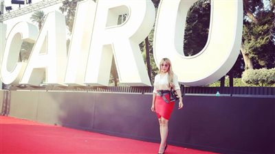 إيمان أبو طالب عن الفنانة نيللي: فراشة احتلت قلوب الجماهير 