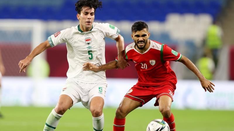 صلاح اليحيائي بالقميص