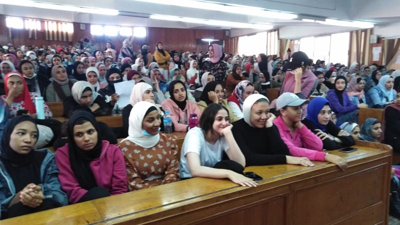 ندوة بالتربية الرياضية