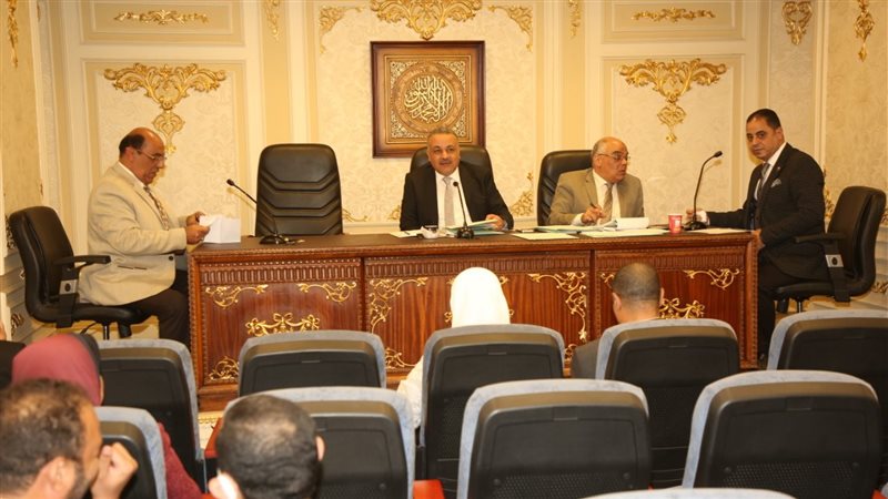 لجنة الاقتراحات والشكاوى