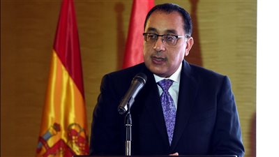 هل تتخذ الحكومة قرار تعطيل الدراسة حال ظهور إصابات بـ