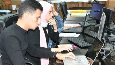 استمرار التصويت في انتخابات الاتحادات الطلابية بكليات جامعة القناة | صور