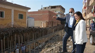 وفد وزارة التخطيط يتابع الموقف التنفيذي لمشروعات الخطة الاستثمارية للعام المالي 21/2022 بالقليوبية