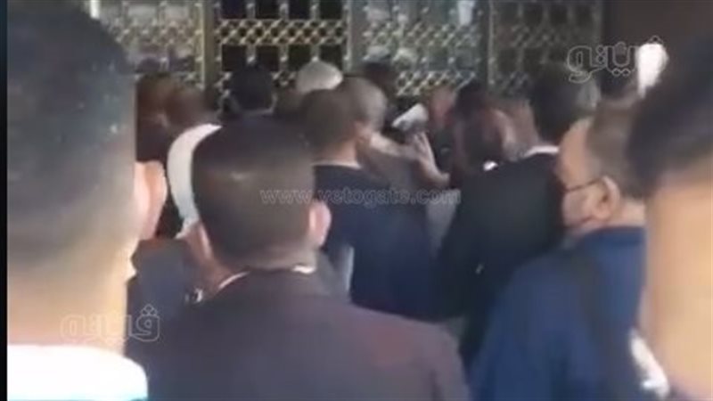 منع المحامين من دخول