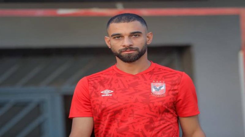 لاعب المنتخب عمرو