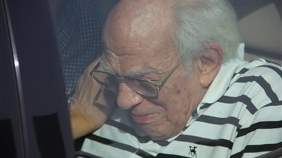 رشوان توفيق باكيا: تحملت ما لا يتحمله أحد والأزمة الأخيرة هدت بيتا بنيته في 60 سنة