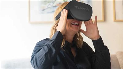 بعد شراء أرض بسعر 4.3 مليون دولار.. تعرف على معاملات لا تصدق في الواقع الافتراضي