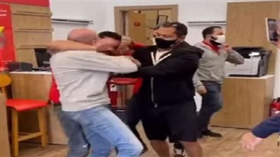 خشية العدوى.. تفاصيل مشادة بين معلم وعم طالبة في الدقهلية 